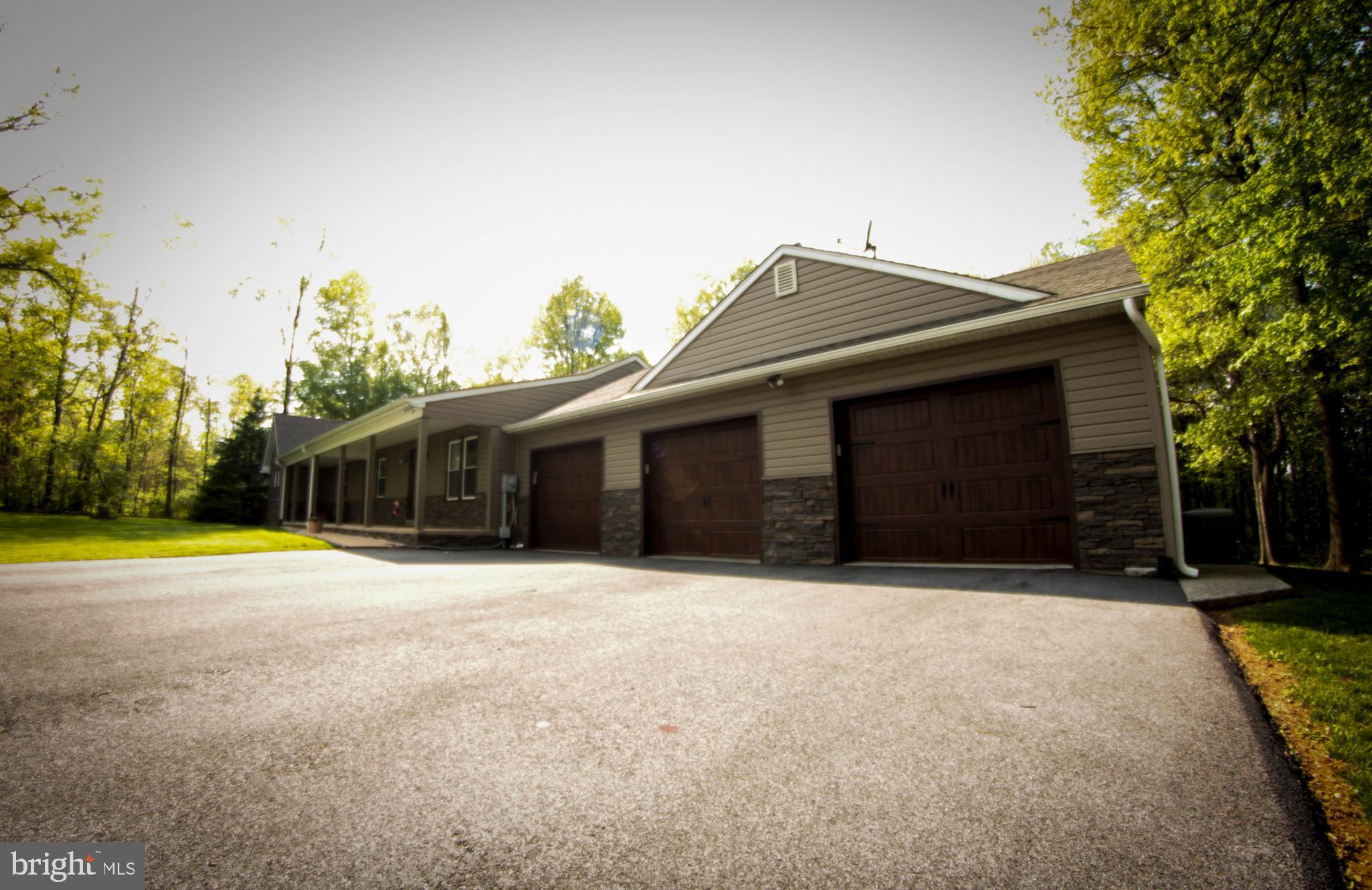 27 West Bruce Road Fawn Grove, PA 17321 - Photo 6 of 48 Gallery Image 6