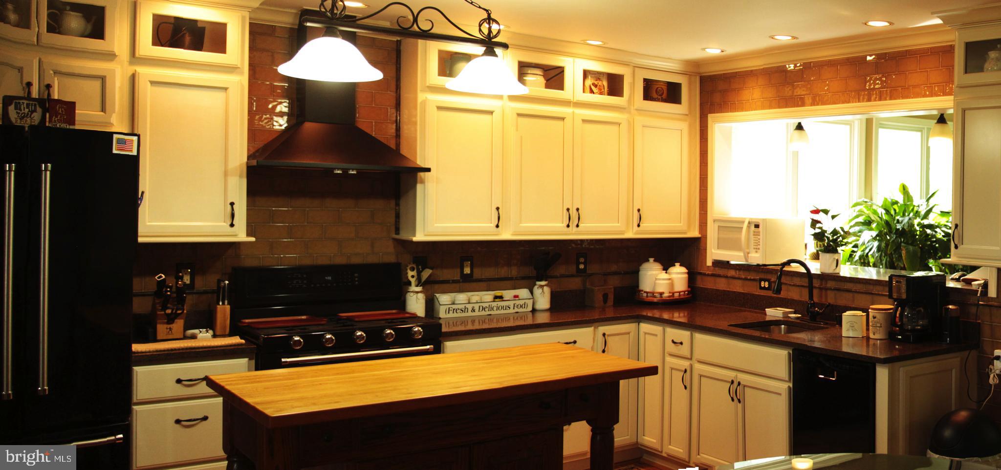 27 West Bruce Road Fawn Grove, PA 17321 - Photo 10 of 48 Gallery Image 10