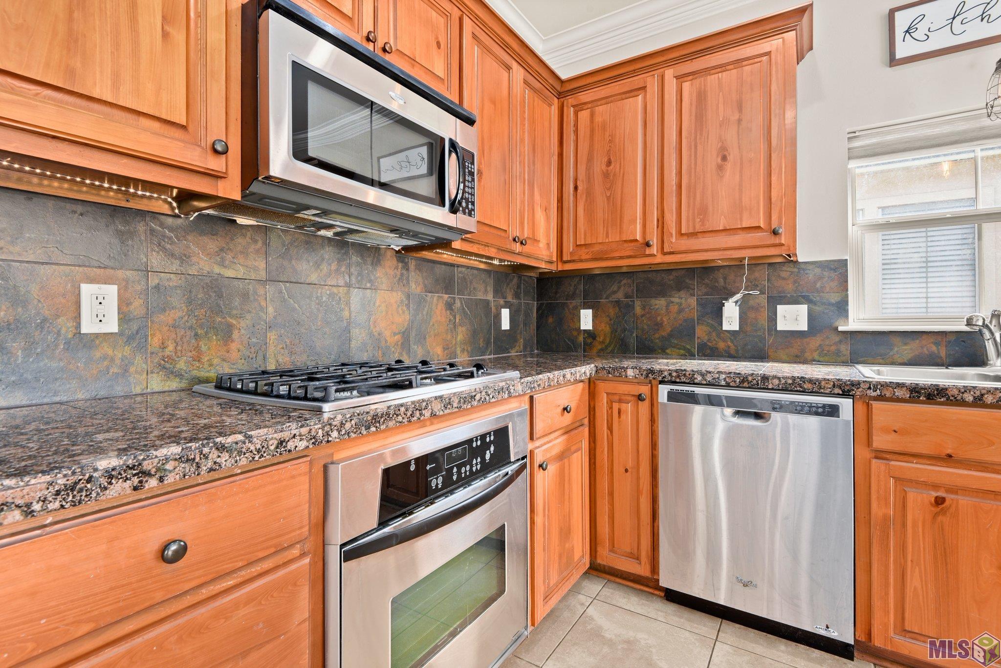 15104 Wax Myrtle Avenue Baton Rouge, LA 70817 - Photo 6 of 23