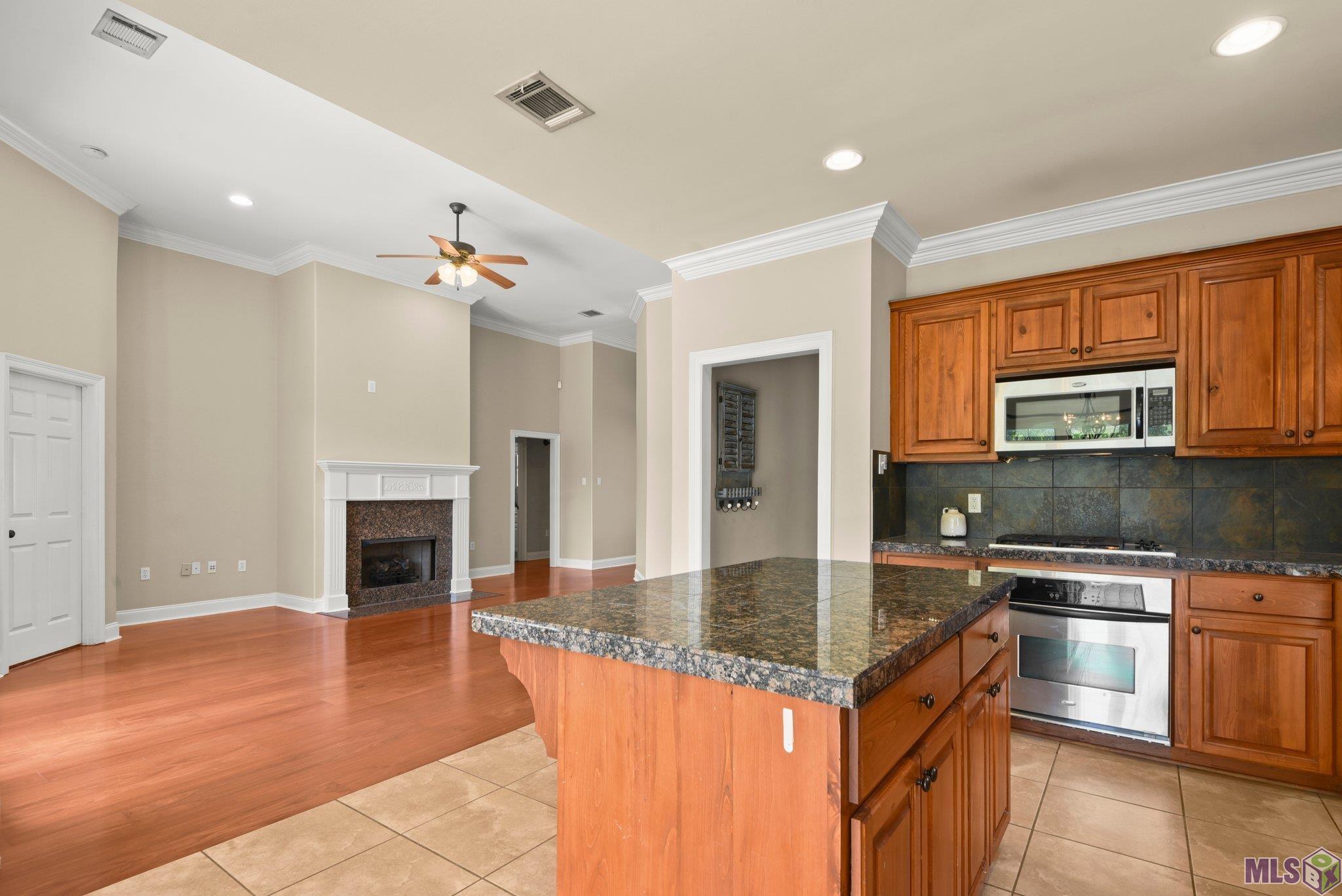 15104 Wax Myrtle Avenue Baton Rouge, LA 70817 - Photo 7 of 23