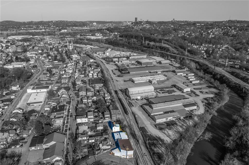 3 Alice Street McKees Rocks, PA 15136 - Photo 25 of 25 an aerial view of a city