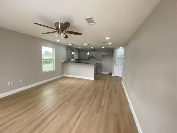 $1,800 | 4612 Majestic Oaks Drive, New Orleans, LA 70126