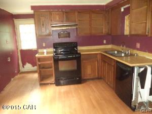 8365 Interchange Road Lehighton, PA 18235 - Photo 3 of 10 kitchen