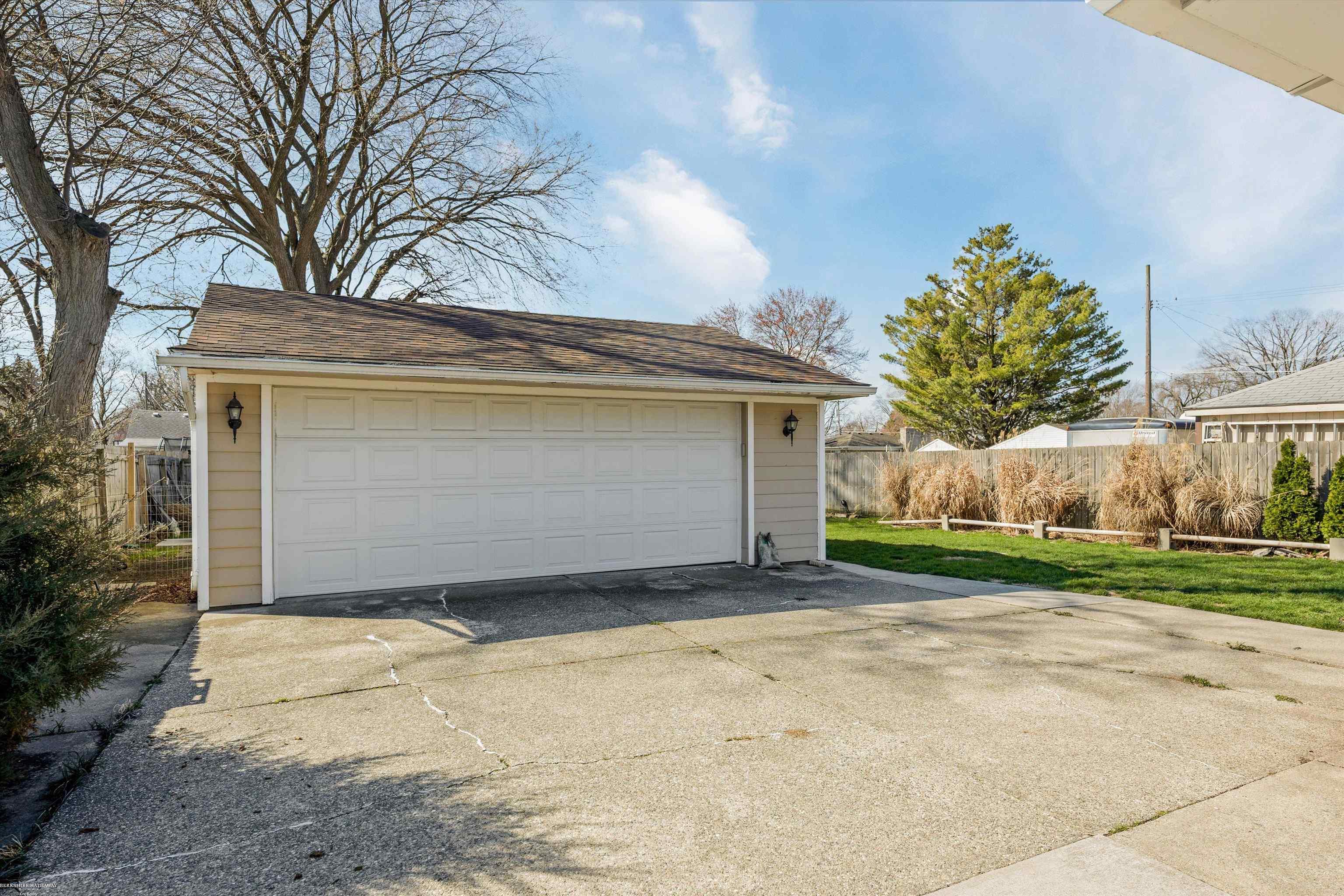 4492 Marr Avenue Warren, MI 48091 - Photo 23 of 29
