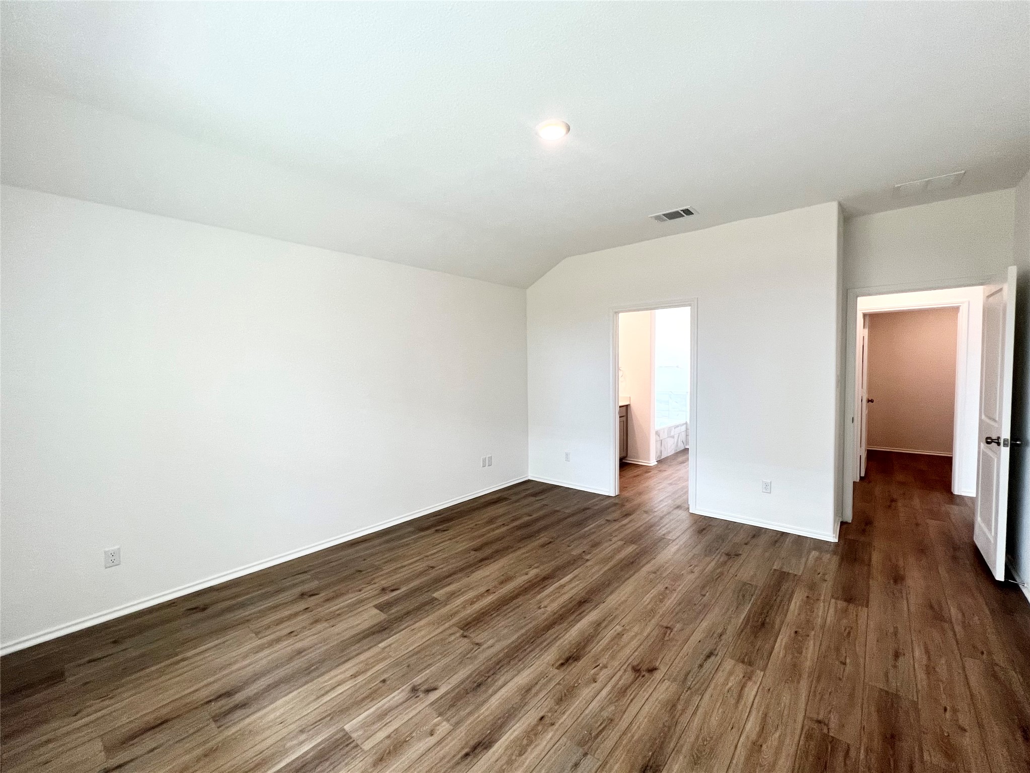 157 Perfect World Loop Jarrell, TX 76537 - Photo 4 of 21