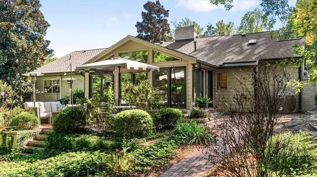 $899,000 | 1106 Hammel Road, Greensboro, NC 27408