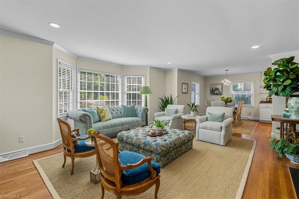 1106 Hammel Road Greensboro, NC 27408 - Photo 5 of 48