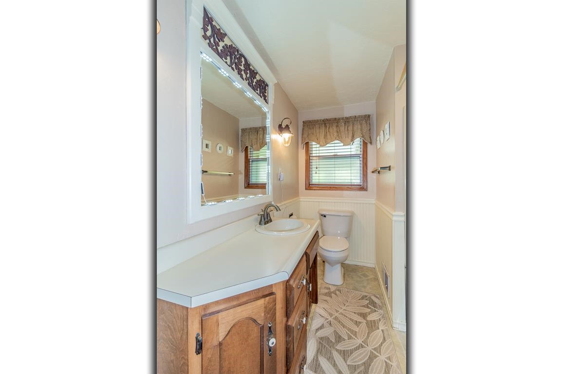 200 East Pershing Street Appleton, WI 54911 - Photo 27 of 65