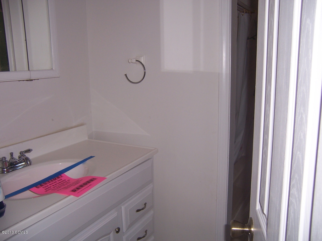 135 Pate Road New Bern, NC 28562 - Photo 7 of 9 bath