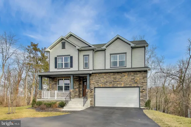 $5,100 | 3897 Hillview Court, Alexandria, VA 22310
