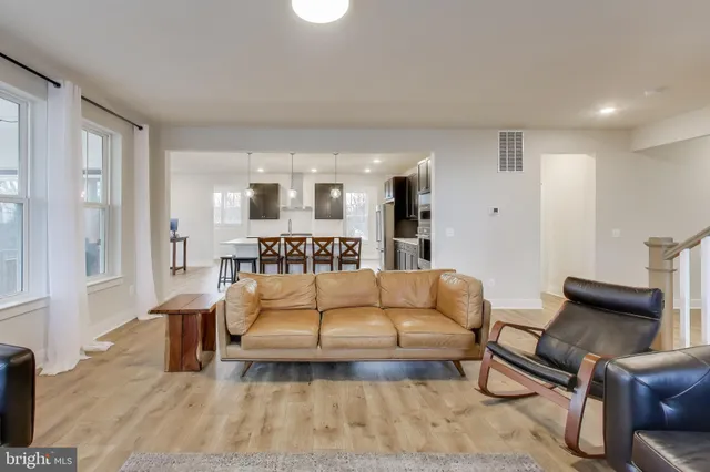 $5,100 | 3897 Hillview Court, Alexandria, VA 22310