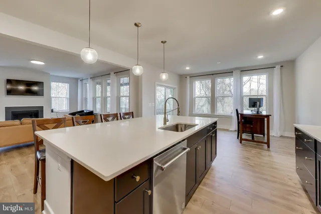 $5,100 | 3897 Hillview Court, Alexandria, VA 22310