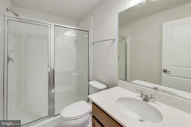 $5,100 | 3897 Hillview Court, Alexandria, VA 22310