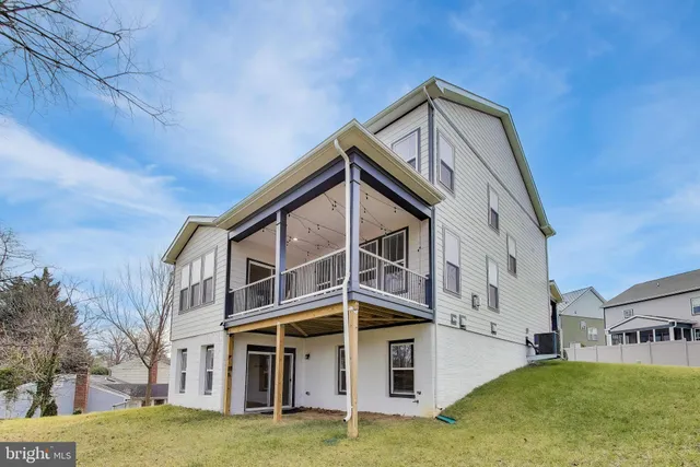 $5,100 | 3897 Hillview Court, Alexandria, VA 22310