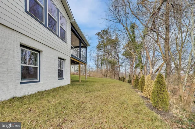 $5,100 | 3897 Hillview Court, Alexandria, VA 22310