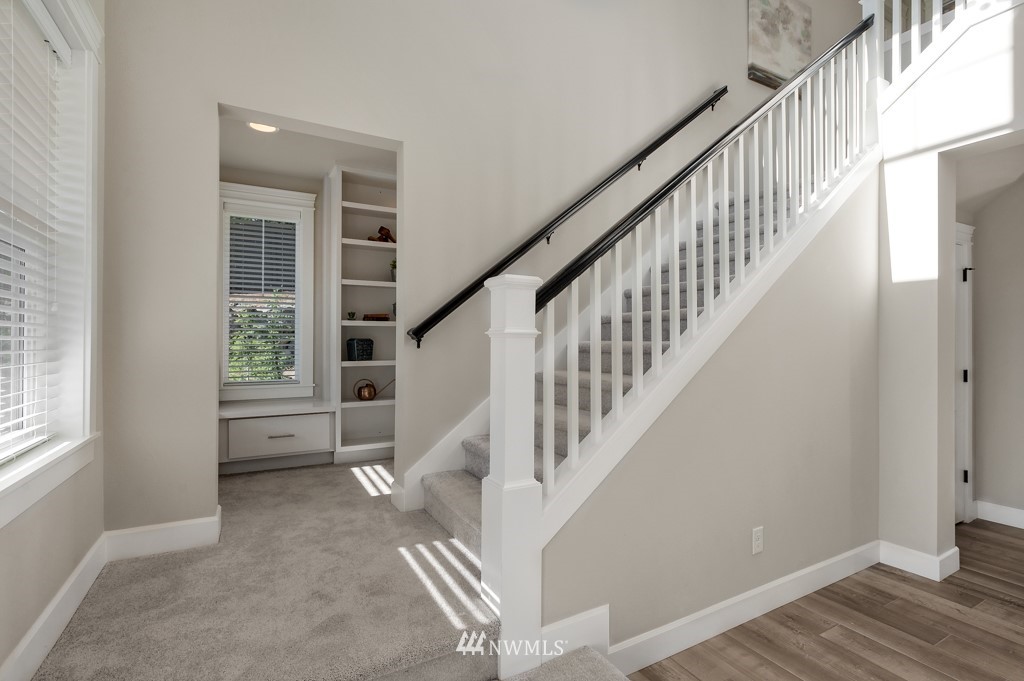 9 242nd Street Southeast Bothell, WA 98021 - Photo 2 of 25