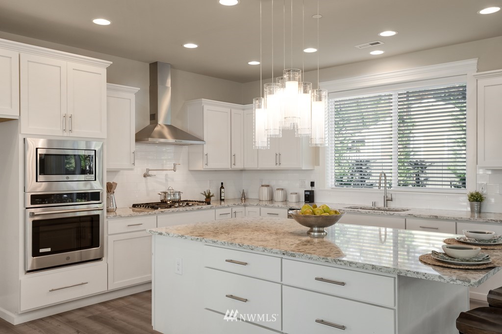 9 242nd Street Southeast Bothell, WA 98021 - Photo 12 of 25