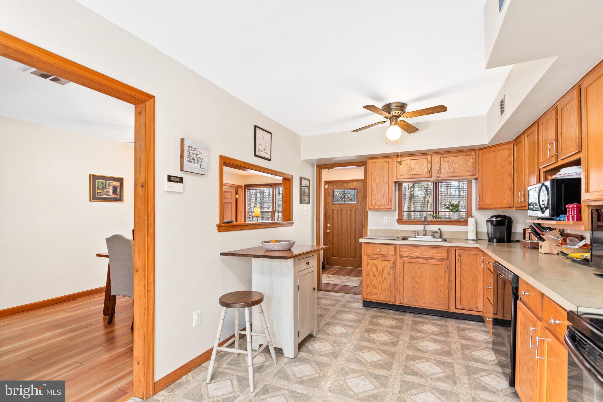 40 W Road Gibbsboro, NJ 08026 - Photo 11 of 28 eat in kitchen