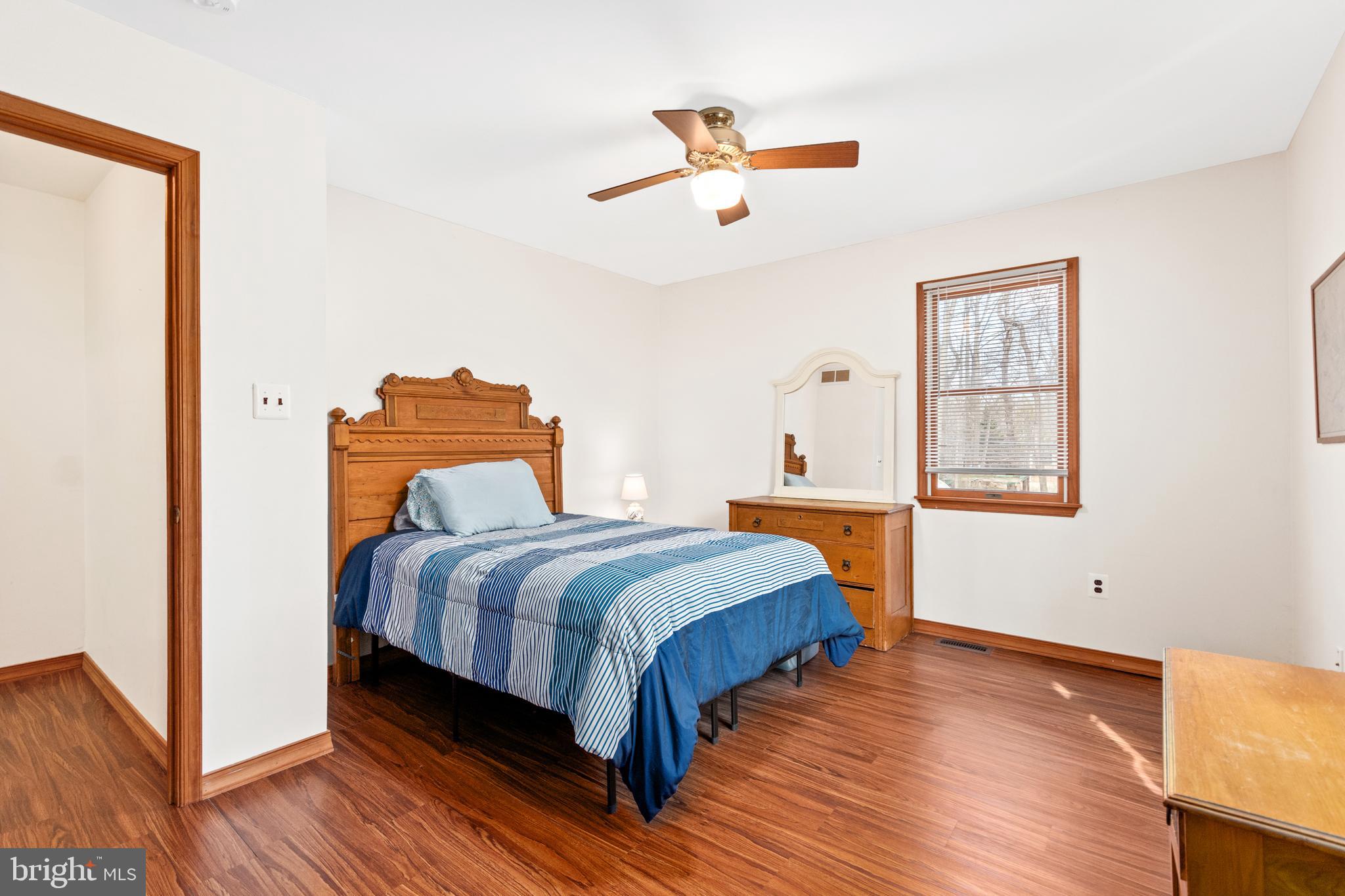40 W Road Gibbsboro, NJ 08026 - Photo 17 of 28 2nd bedroom