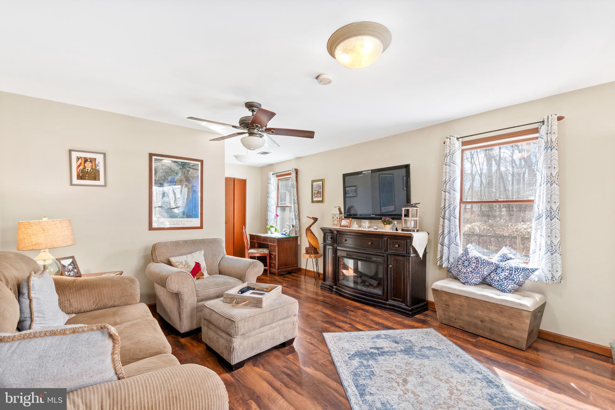 40 W Road Gibbsboro, NJ 08026 - Photo 7 of 28 great room/possible inlaw