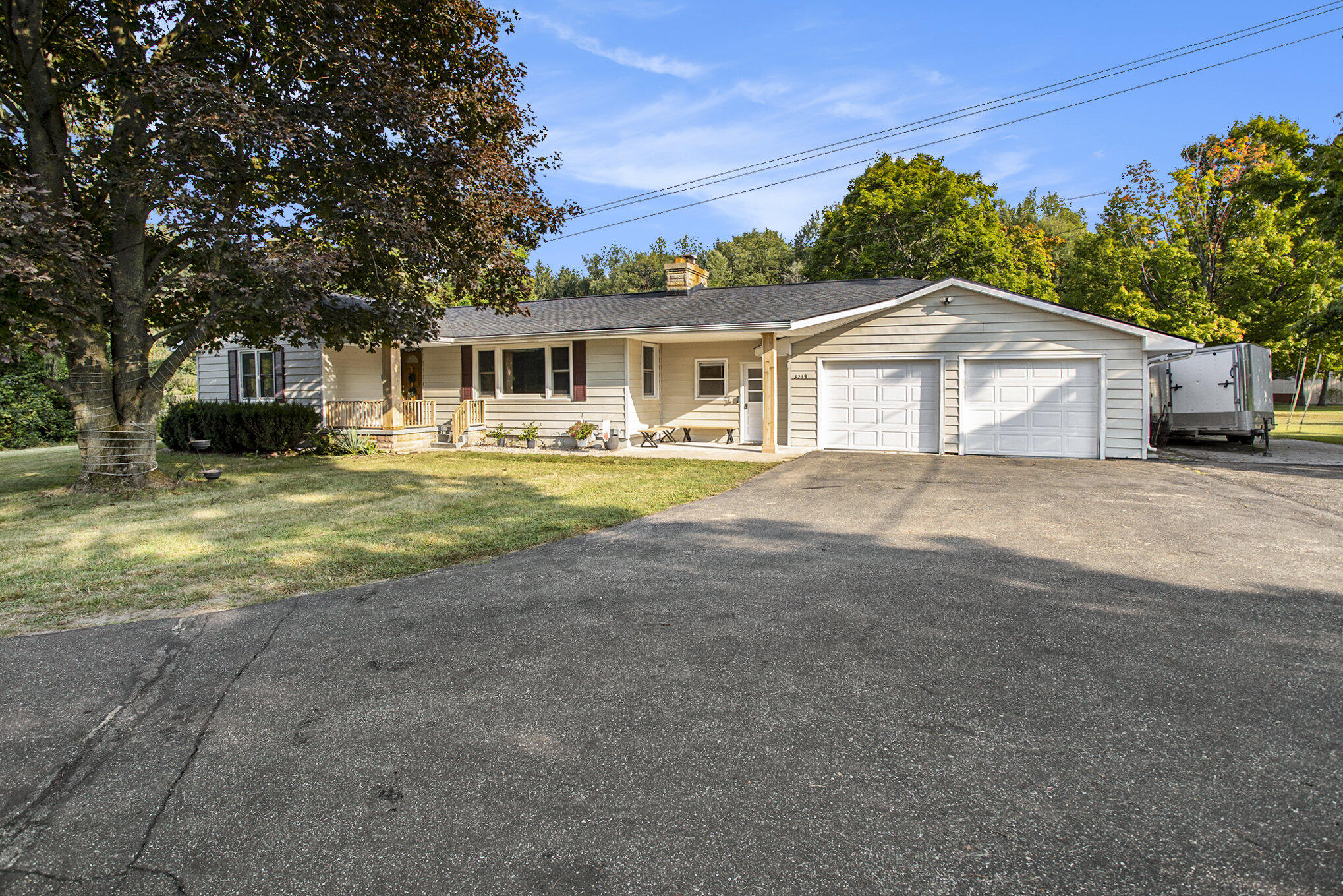 3219 Beckley Road Battle Creek, MI 49015 - Photo 2 of 23 Front Yard