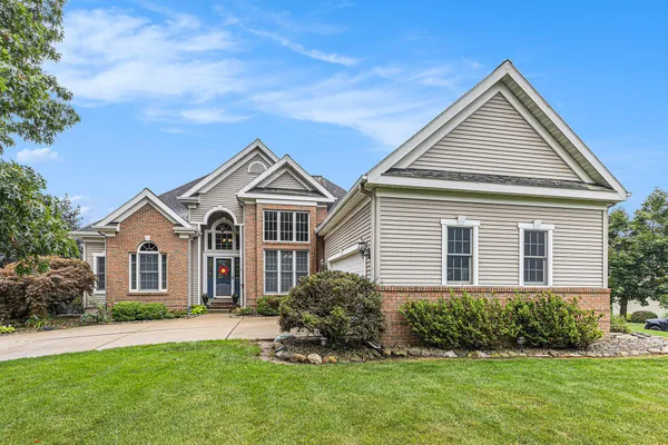 $608,900 | 4849 Indian Creek Drive, Jackson, MI 49201