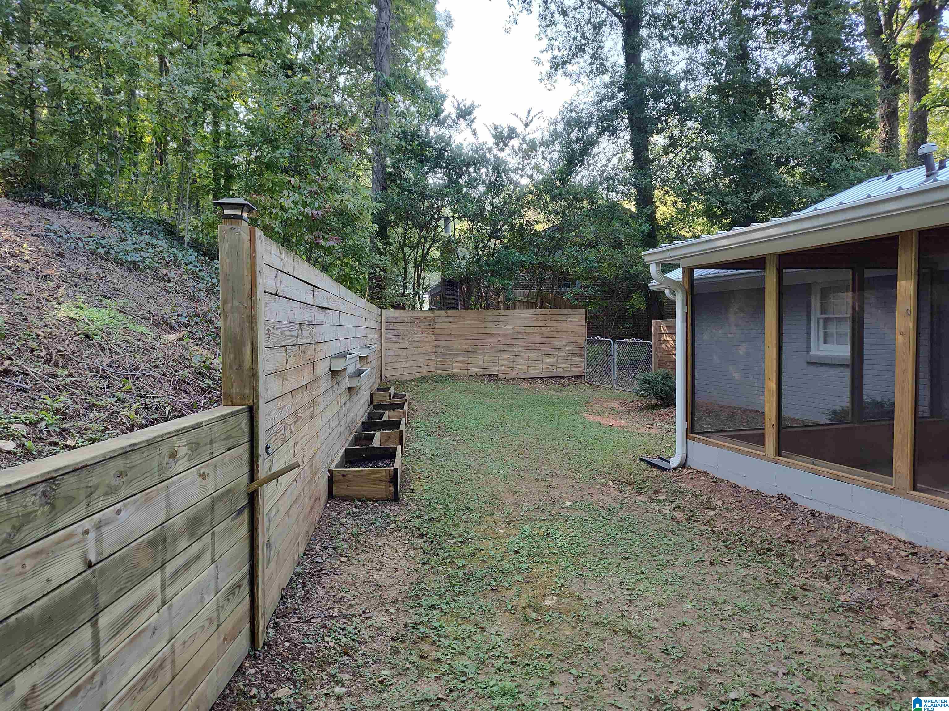 227 Primrose Path Sylacauga, AL 35150 - Photo 15 of 27