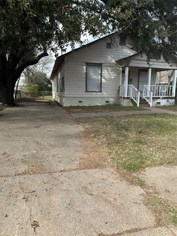 $2,295 | 1711 Wood Avenue, Waco, TX 76706