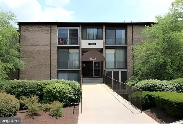 $169,000 | 7804 Hanover Parkway, Greenbelt, MD 20770