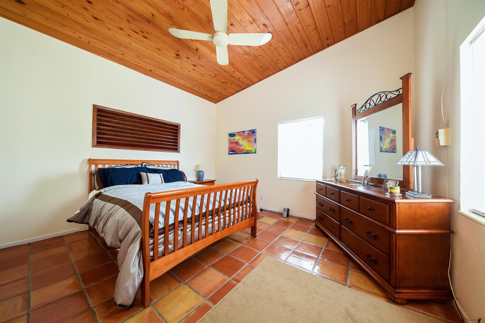 566 David Lane Ocean Ridge, FL 33435 - Photo 18 of 25 North Unit Master