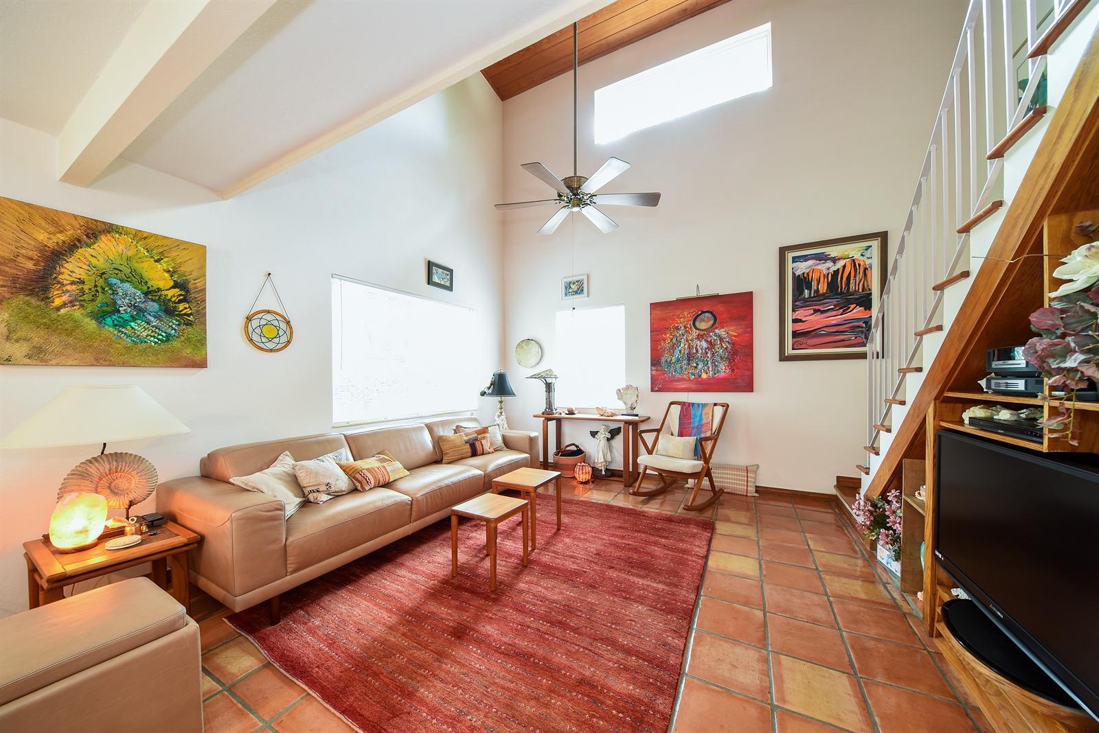 566 David Lane Ocean Ridge, FL 33435 - Photo 3 of 25 South Unit Living room