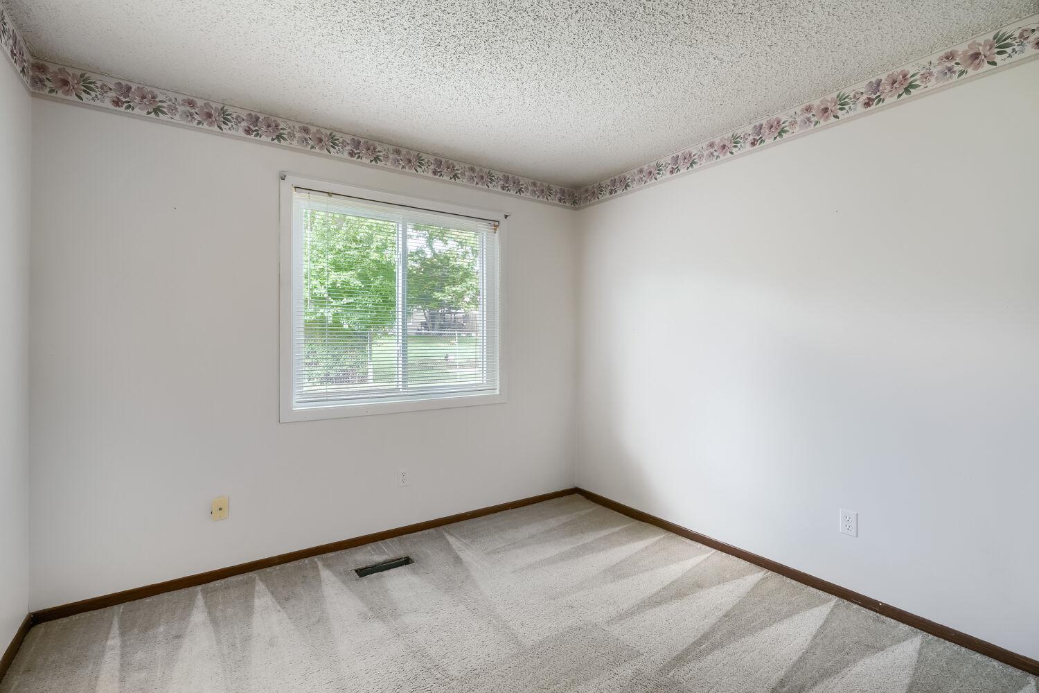 4515 Cinnamon Ridge Trail, Unit A Eagan, MN 55122 - Photo 20 of 28 Gallery Image 20