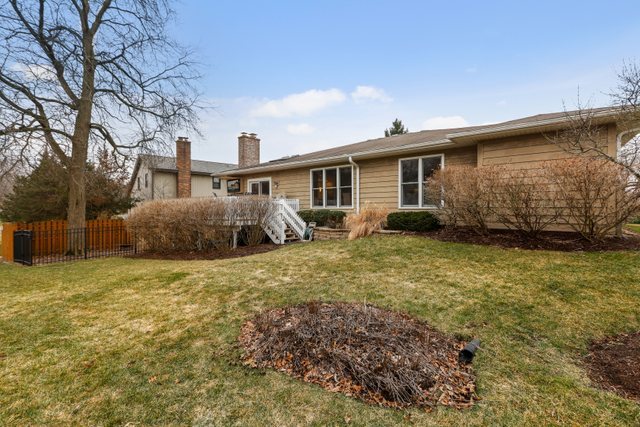 2547 Sun Valley Road Lisle, IL 60532 - Photo 38 of 47