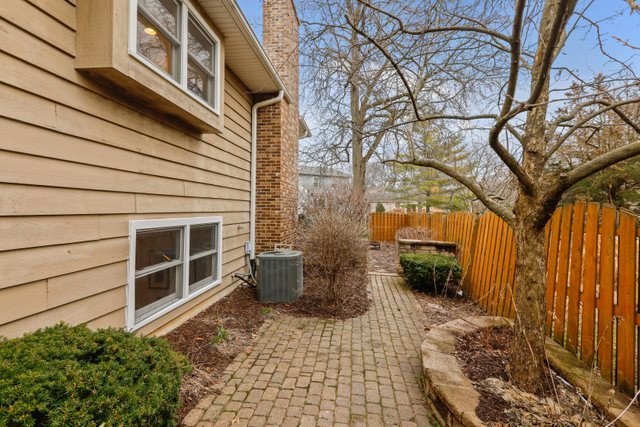 2547 Sun Valley Road Lisle, IL 60532 - Photo 41 of 47
