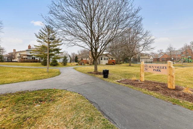 2547 Sun Valley Road Lisle, IL 60532 - Photo 44 of 47