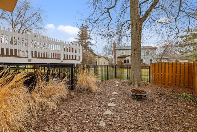2547 Sun Valley Road Lisle, IL 60532 - Photo 10 of 47