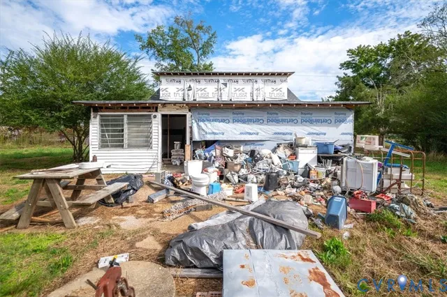 $285,000 | 18353 Mountain Road, Montpelier, VA 23192