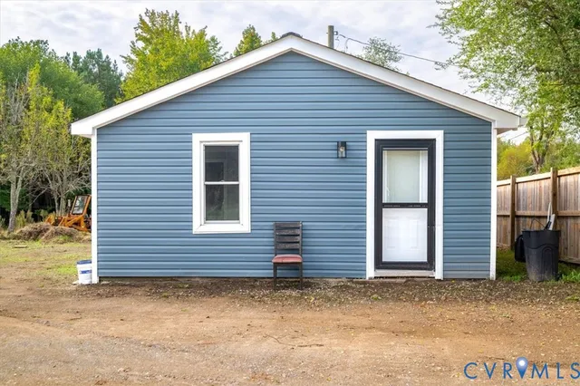 $285,000 | 18353 Mountain Road, Montpelier, VA 23192