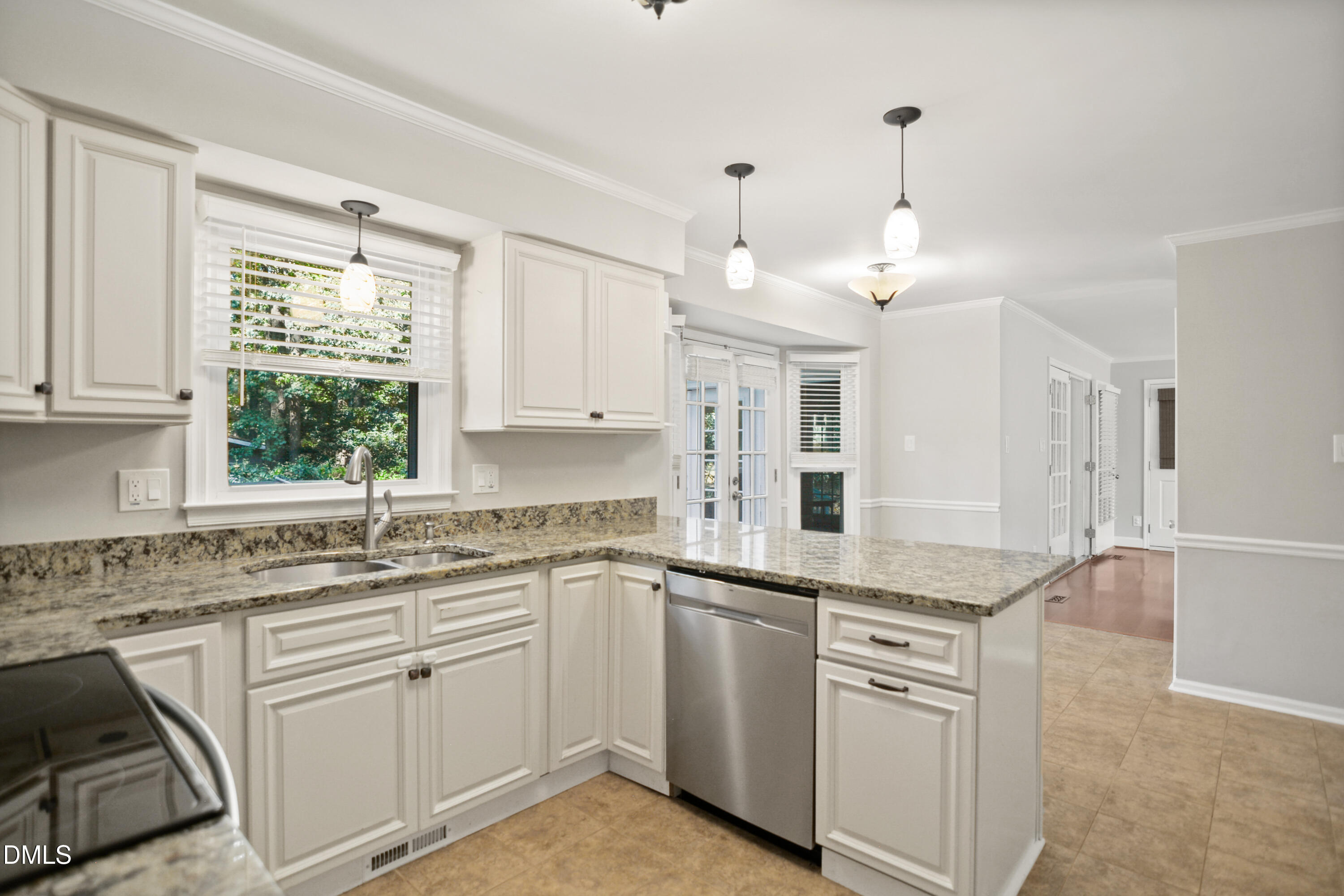 2704 Smokey Ridge Road Raleigh, NC 27613 - Photo 13 of 27 09