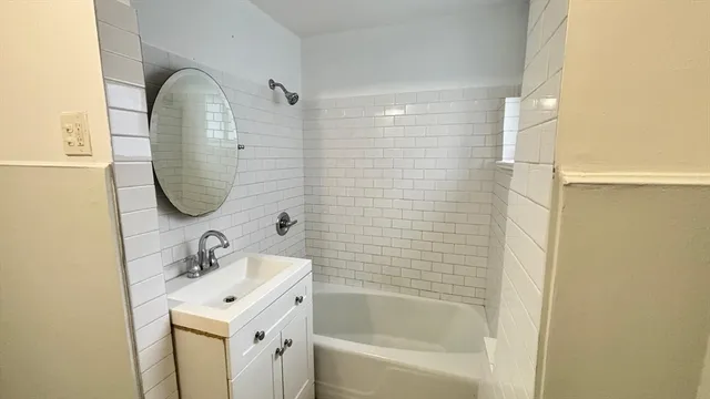 $3,500 | 10 Eames Street, Unit B, Framingham, MA 01702