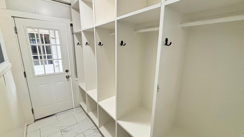 10 Eames Street, Unit B Framingham, MA 01702 - Photo 7 of 24