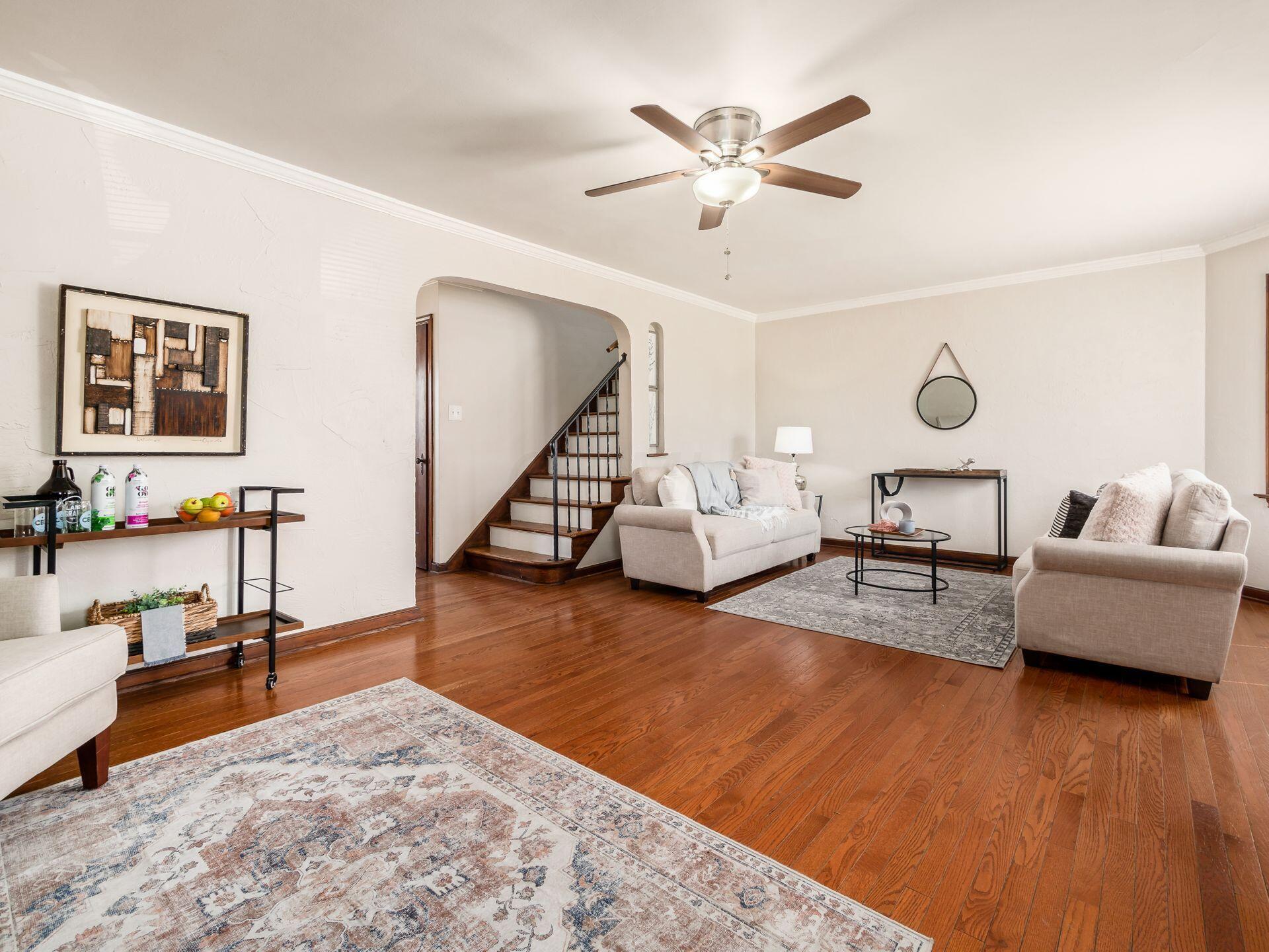904 Berkeley Road Columbus, OH 43206 - Photo 5 of 43 006_6f2c97_N 904 Berkeley 002