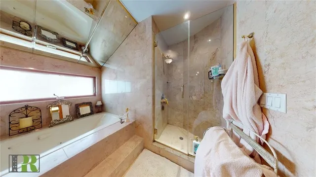 $2,195,000 | 2112 Avenue L | Nottingham