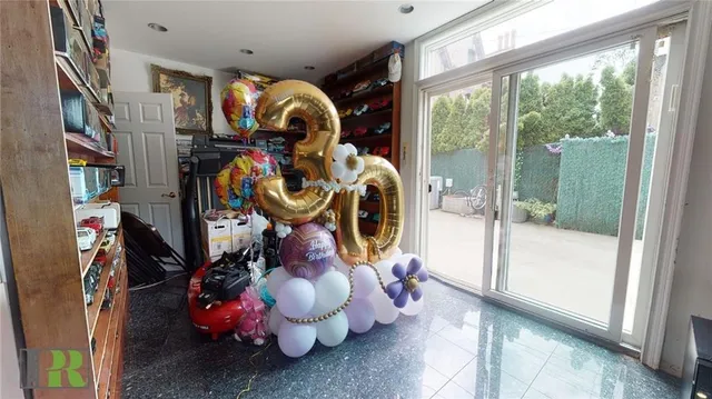 $2,195,000 | 2112 Avenue L | Nottingham