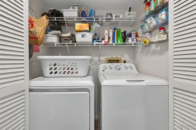 $200,000 | 721 Sugar Glen Drive, Unit 3, St. Peters, MO 63376