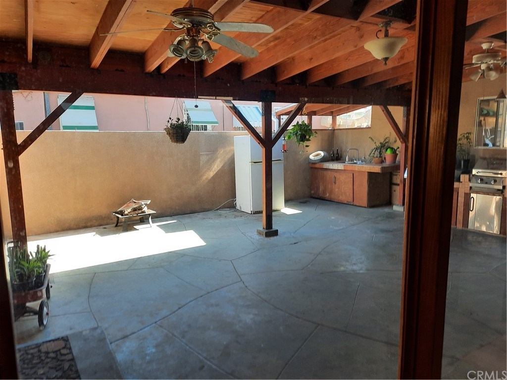 2235 Northbend Street Riverside, CA 92501 - Photo 4 of 15