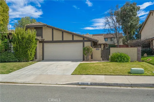 $699,900 | 25712 Lupita Drive, Valencia, CA 91355
