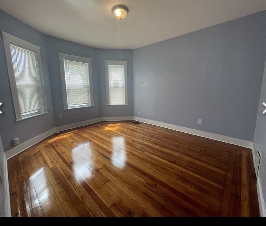 24 Litchfield Street, Unit 1 Boston, MA 02135 - Photo 10 of 11