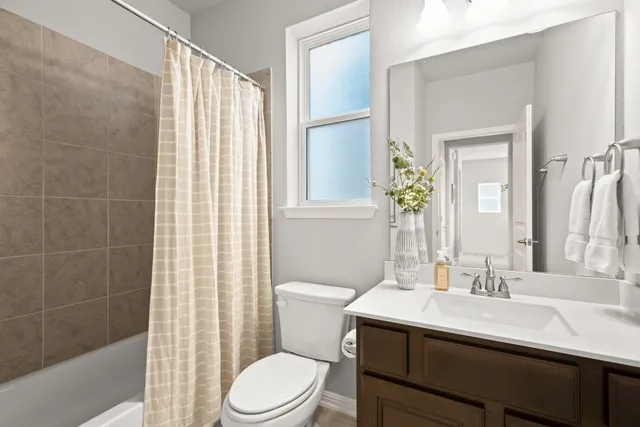 $389,000 | 5705 Baythorne Drive, Austin, TX 78747