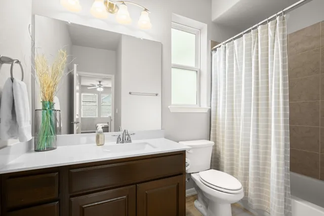 $389,000 | 5705 Baythorne Drive, Austin, TX 78747